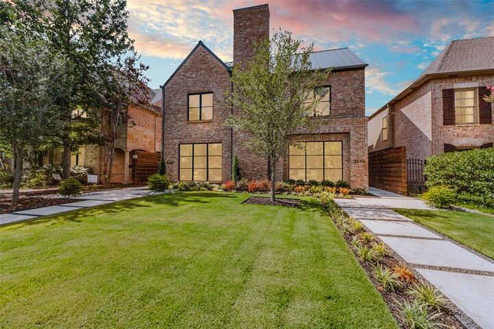 Property Photo: 3447 Asbury Street TX 75205