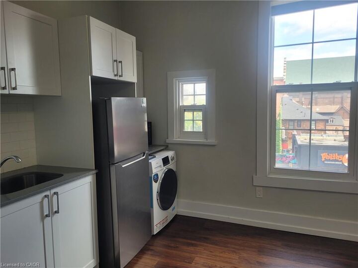 Property Photo: 154 James Street N 4 ON L8R 2K7