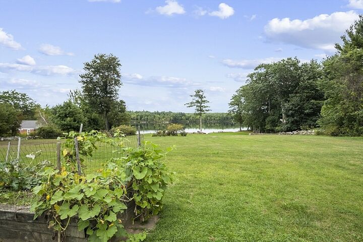 Property Photo: 200 Lake Rd MA 01430