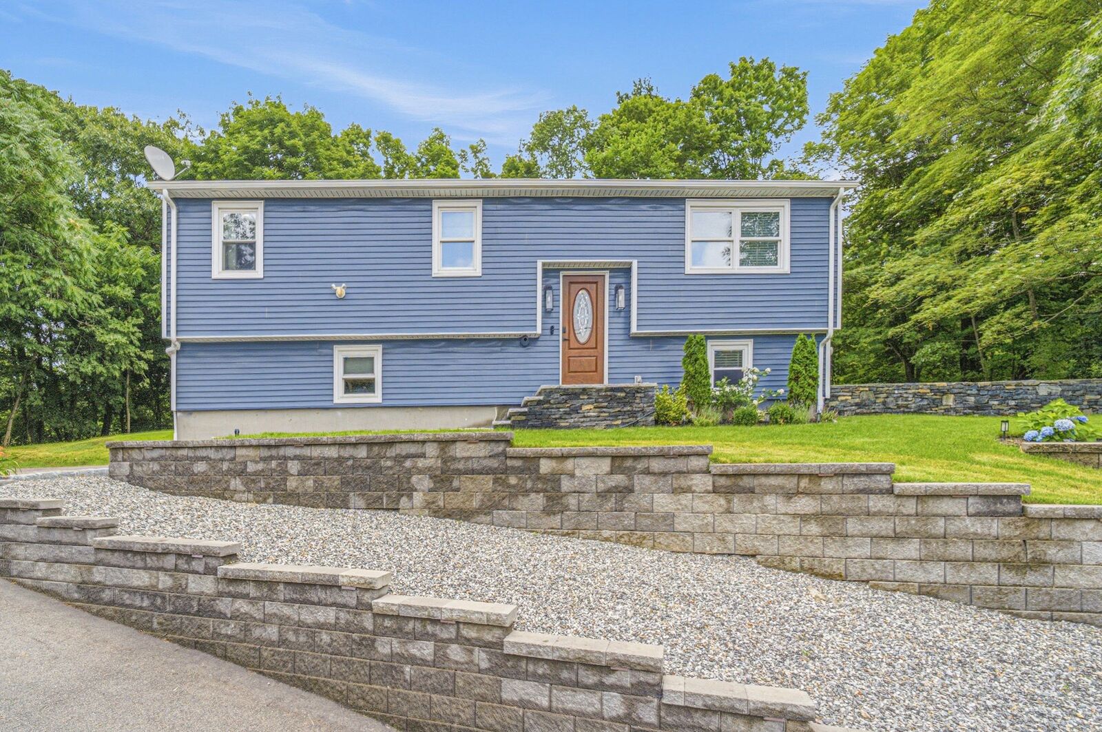 Property Photo:  15 Sycamore Street  MA 01527 
