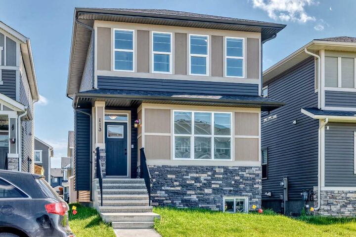 113 Midtown Close SW — photo 1