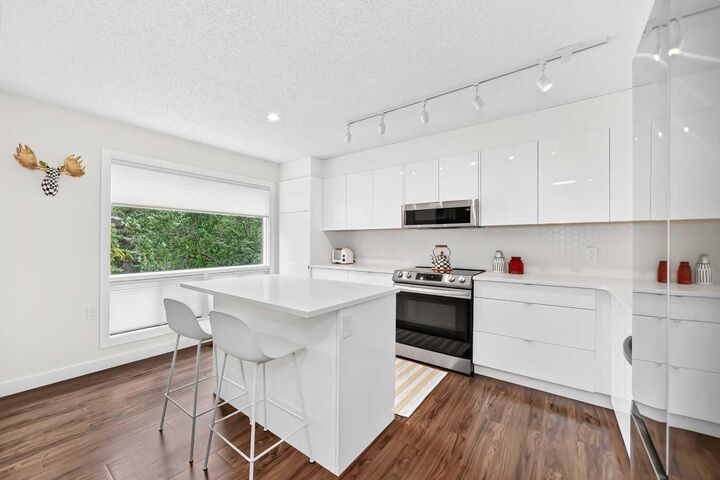 Property Photo: 133 Point Drive NW AB T3B 5C8