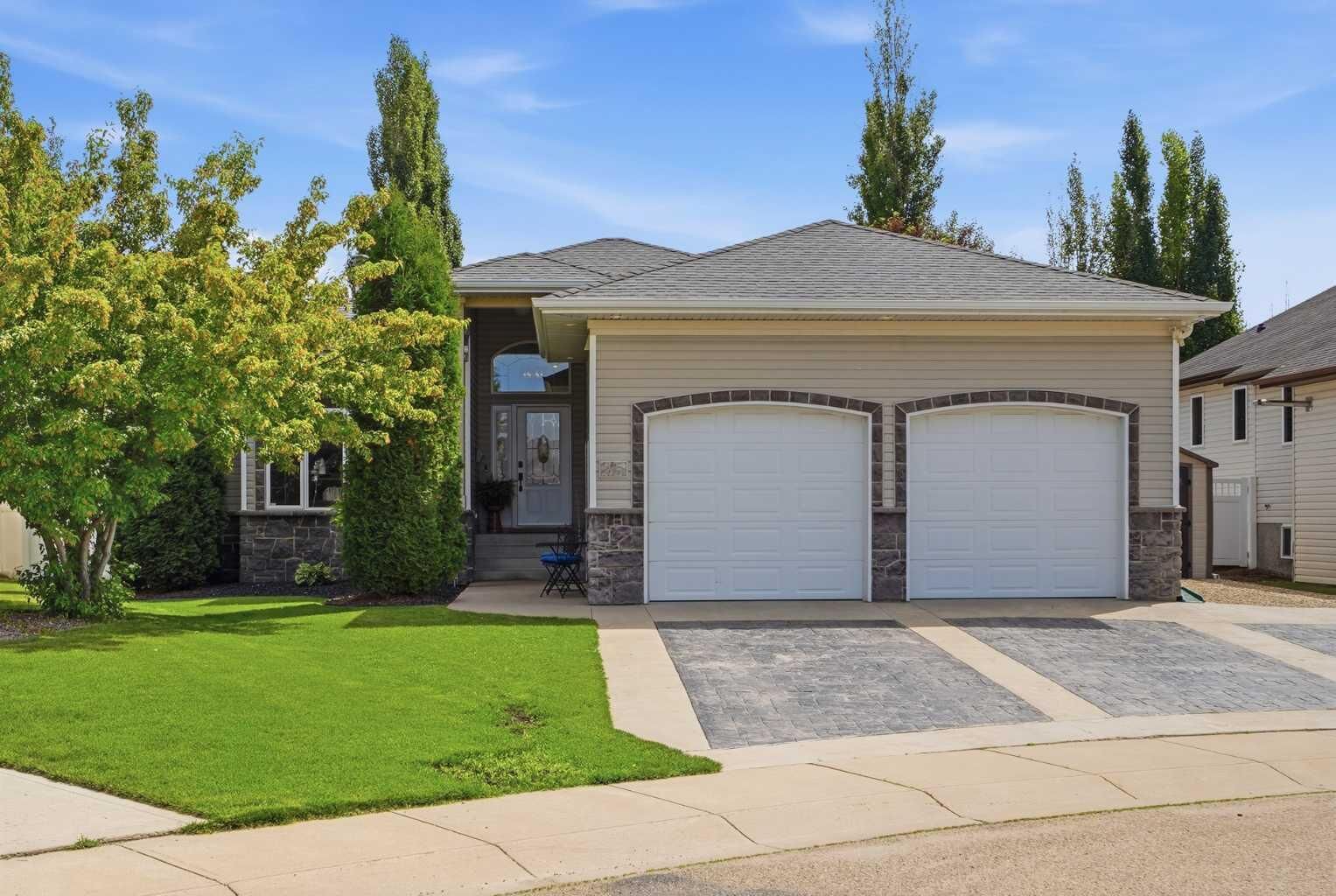 Property Photo: 35 Aldrich Close AB T4R 3R5