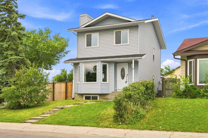 Property Photo: 7 Falshire Close NE AB T3J 3A3