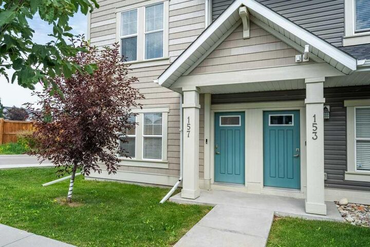 157 South Point Court SW — photo 1