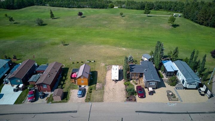 Property Photo:  25054 South Pine Lake Road 5019  AB T0M 1R0 