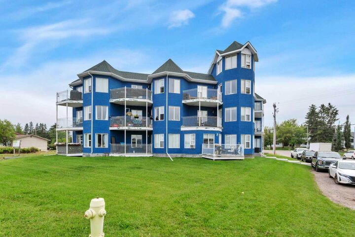 5135 Lakeshore Drive 312 — photo 1