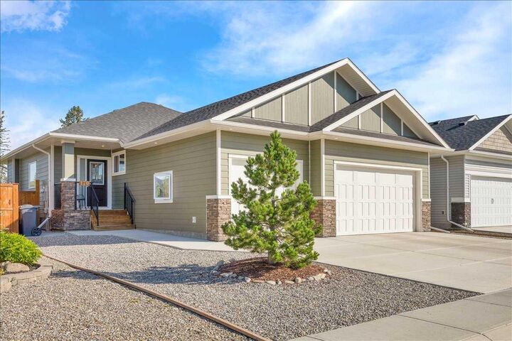 Property Photo: 170 Riverwood Crescent SW AB T0L 0H0
