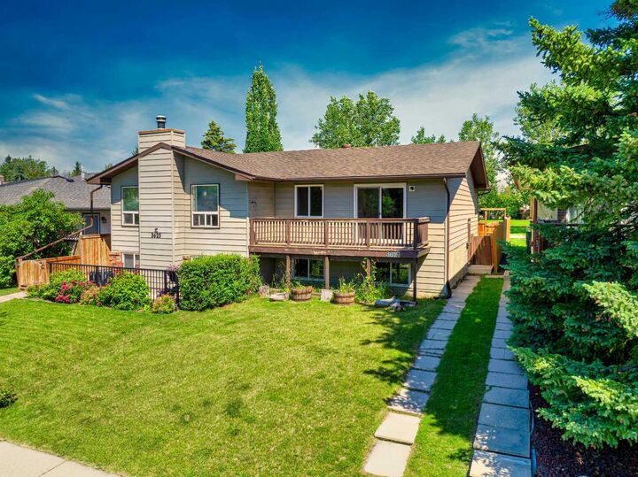 Property Photo: 3627 Cedarille Drive SW AB T2W 3J5