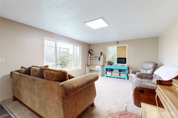 Property Photo:  956  Brickner Road  WA 99324 