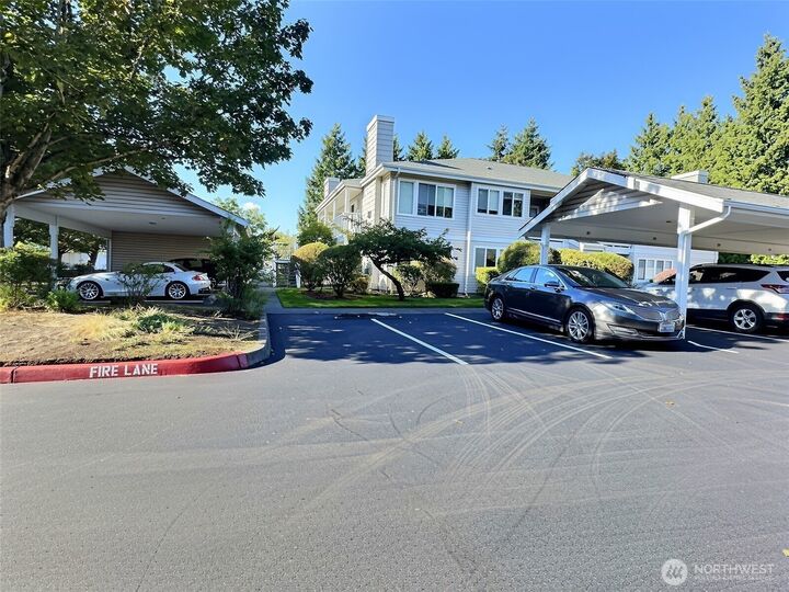 Property Photo:  11130 SE 208th Street B204  WA 98031 