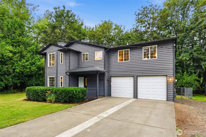 Property Photo:  4457  Preston Fall City Road SE  WA 98024 