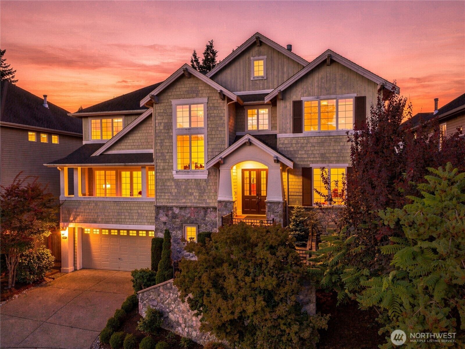 Property Photo: 4563 162nd Lane SE WA 98006