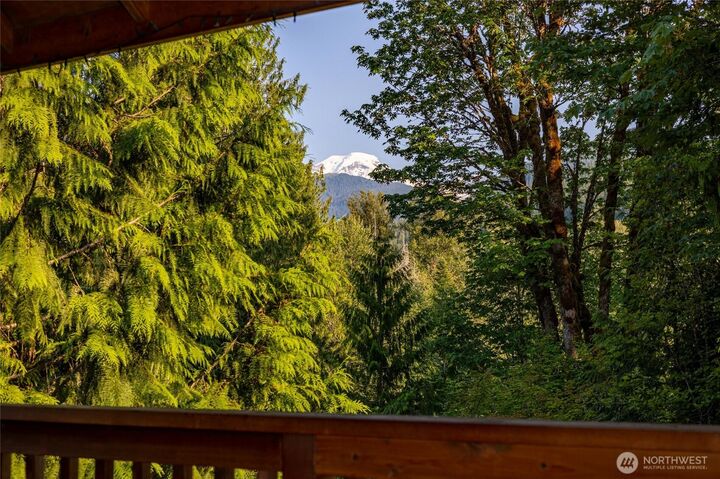 Property Photo: 11062 Whistler Lane WA 98244