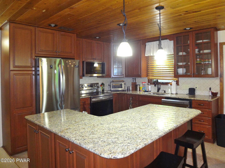 Property Photo:  129 Big Bear Drive  PA 18426 