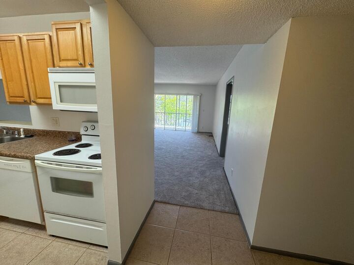 Property Photo: 450 NW 20th Street FL 33431