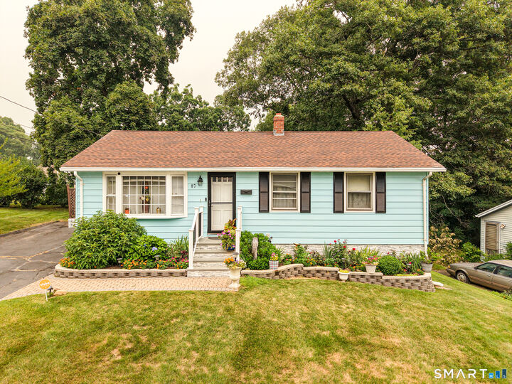 Property Photo:  87 New Hampshire Drive  CT 06052 