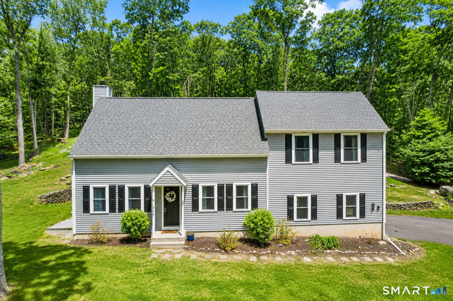 Property Photo:  245 Chestnut Hill Road  CT 06419 