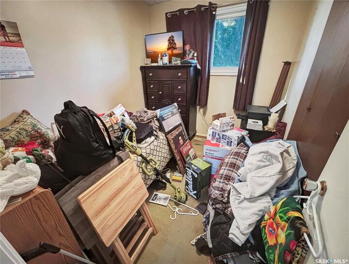 Property Photo: 3223 Maxwell Street SK S7L 3Y1
