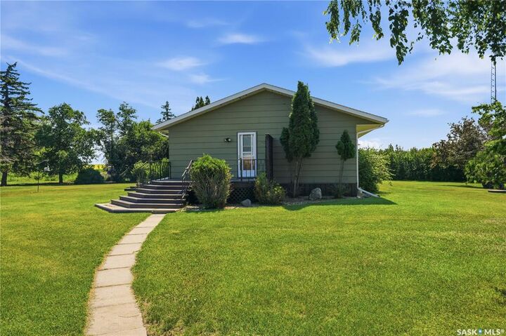 Property Photo: Rural Address SK S0K 3C0
