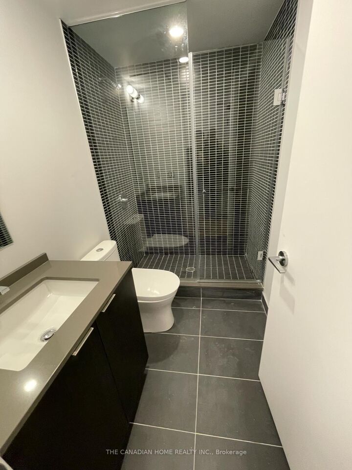Property Photo:  1 Jarvis Street 907  ON L8R 0A8 