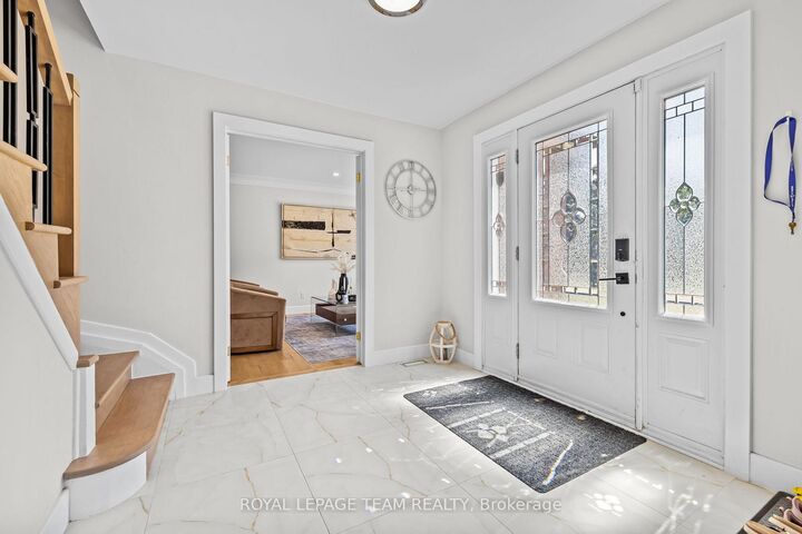 Property Photo: 1288 Plante Drive ON K1V 9G2