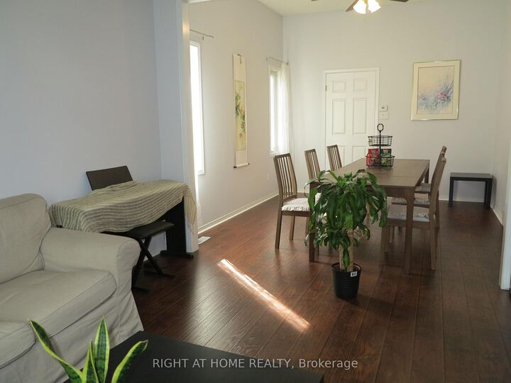 Property Photo: 35 Moraine Crescent ON N6G 4Z1