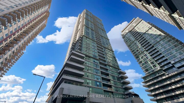 Property Photo: 50 Town Centre Court 3011 ON M1P 4Y7
