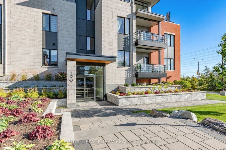Property Photo: 190 Boundstone Way 104 ON K2T 0M9