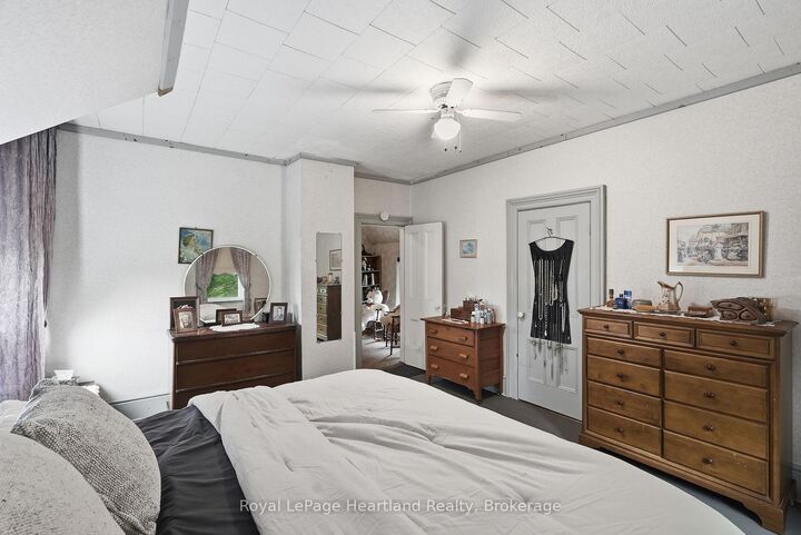 Property Photo: 2037 Harriston Road ON N0G 1X0