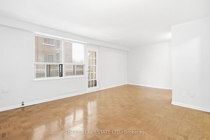 Property Photo: 85 Lawton Boulevard 304 ON M4V 1Z7