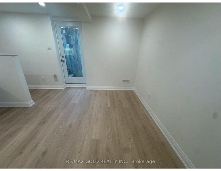 Property Photo:  18 Hullen Crescent Lower Level  ON M9W 7C1 