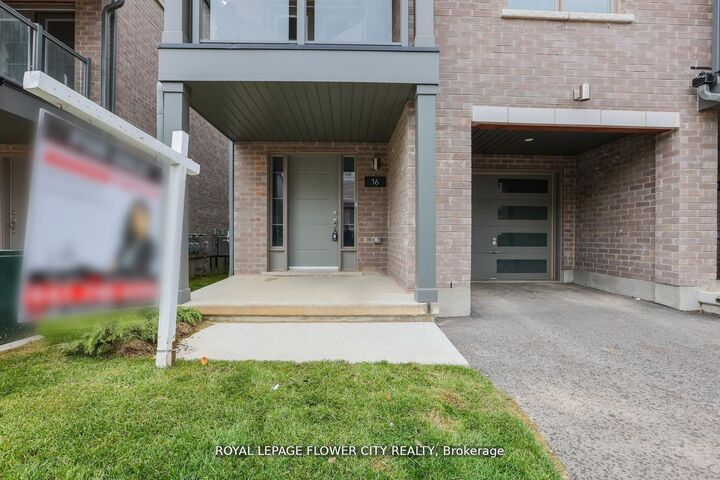 Property Photo: 205 West Oak Trail 16 ON N2R 1R4
