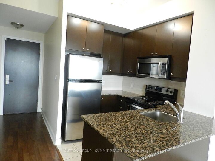 Property Photo: 60 Absolute Avenue 2601 ON L4Z 0A9
