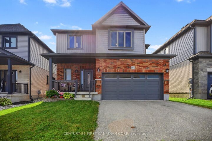 Property Photo: 204 Snyder Avenue N ON N3B 0C9