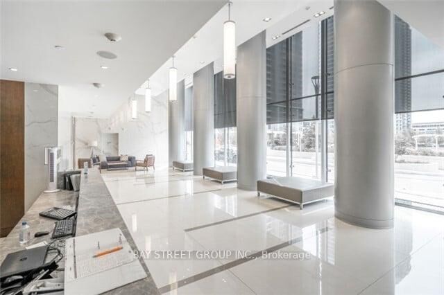 Property Photo: 255 Village Green Square 1108 ON M1S 0L3
