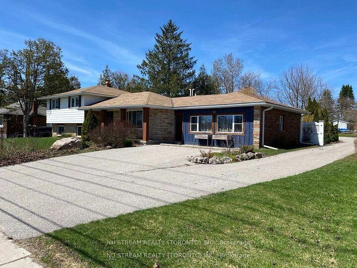 Property Photo: 552 Big Bay Point Road ON L4N 3Z5