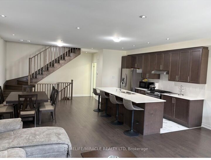 Property Photo:  23 Arrowview Drive  ON L7A 5H6 
