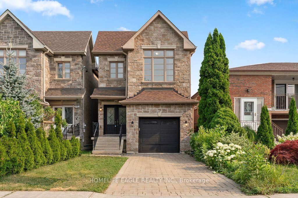 Property Photo: 133 Park Street ON M1N 2P4