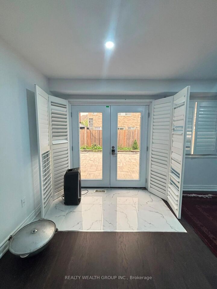 Property Photo: 13 Brider Crescent Ground ON L1Z 0M3
