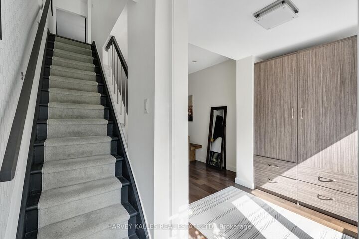 Property Photo: 62 Golfview Avenue ON M4E 2K2