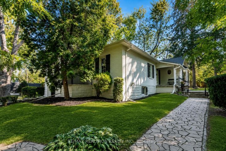 Property Photo:  151 Brooke Street  ON L4J 1Z2 
