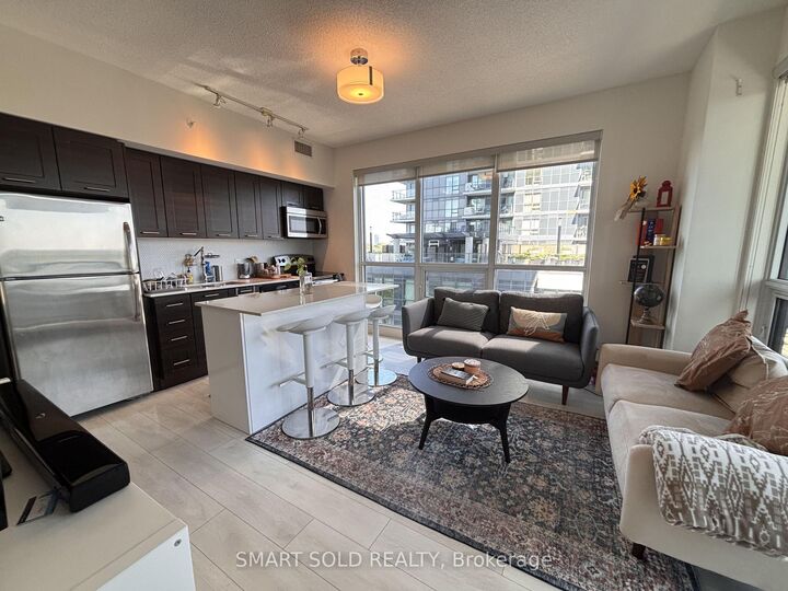 Property Photo: 2212 Lake Shore Boulevard W 908 ON M8V 0C2