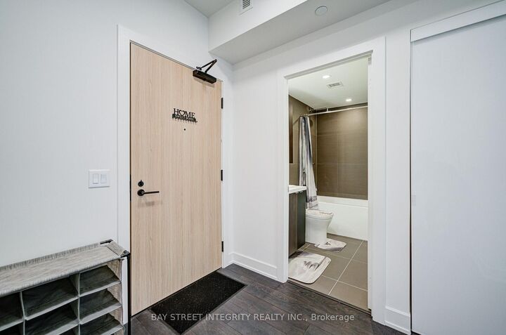 Property Photo: 15 Mercer Street 2102 ON M5V 0T8