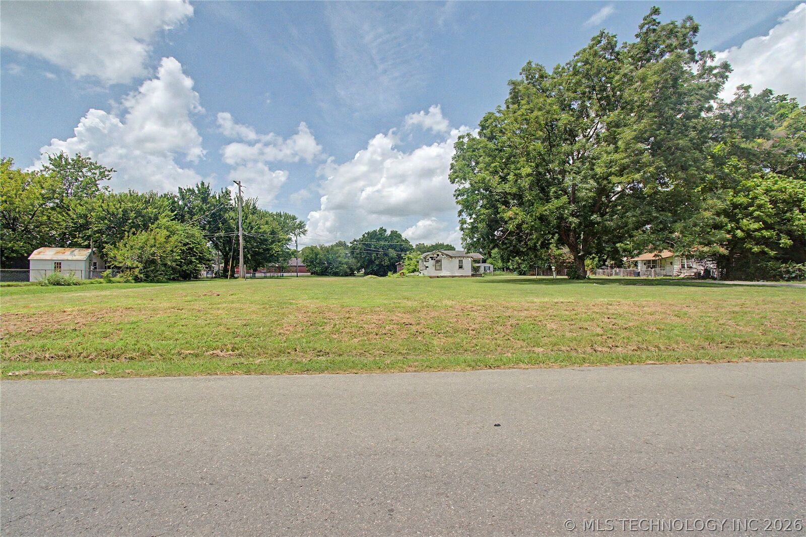 Property Photo:  408 NW Main Street  OK 74426 