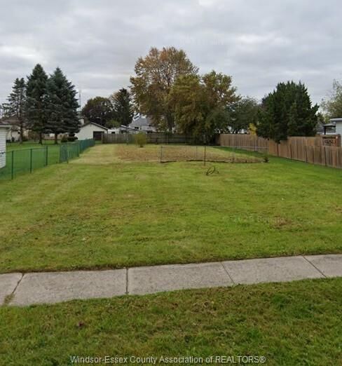 Property Photo: 1123 Elgin ON N8A 3E5