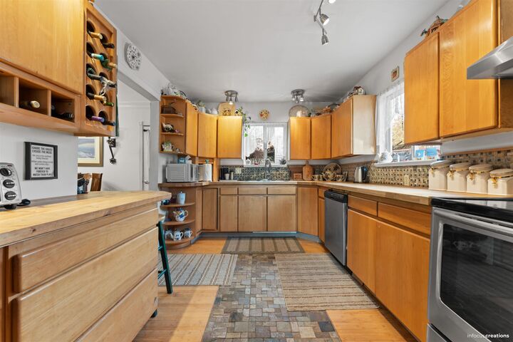 Property Photo: 17307 58th Avenue BC V3S 1K7