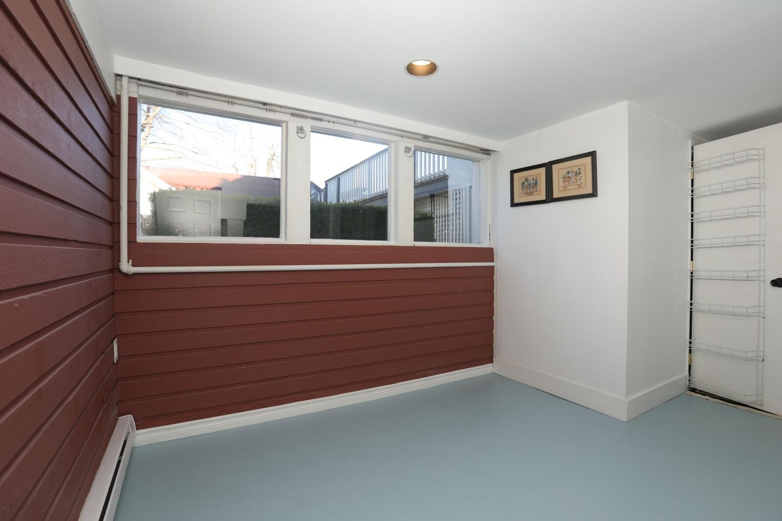 Property Photo:  42xx W10 Avenue Bsmt  BC V6R 2H4 