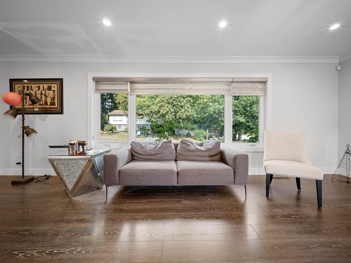 Property Photo: 336 Walker Street BC V3K 4C8