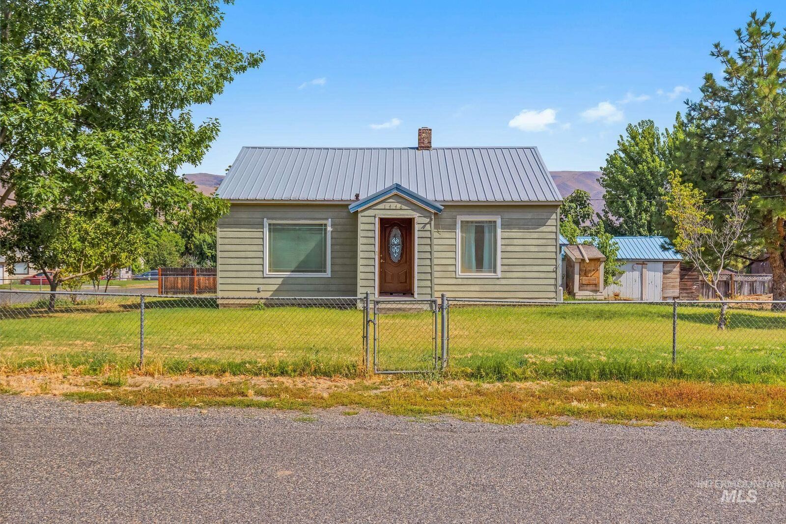 Property Photo: 1446 Libby Street WA 99403